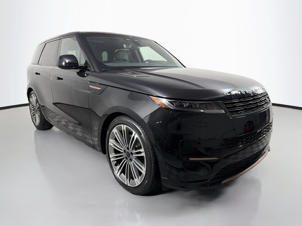 New 2027 Land Rover Range Rover Sport Dynamic SE AWD/4WD image 3