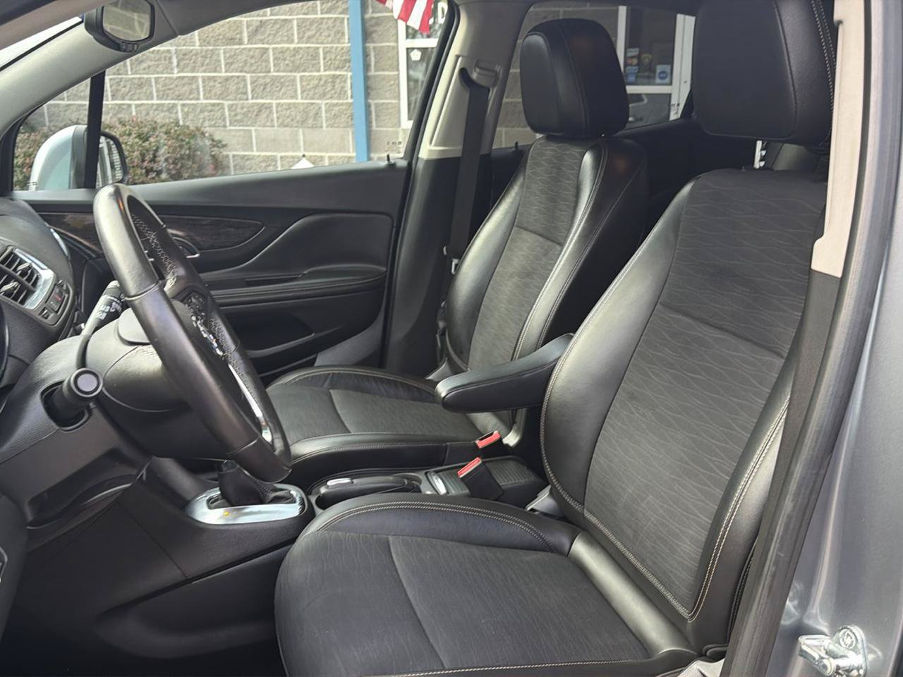 Used 2015 Buick Encore AWD image 18