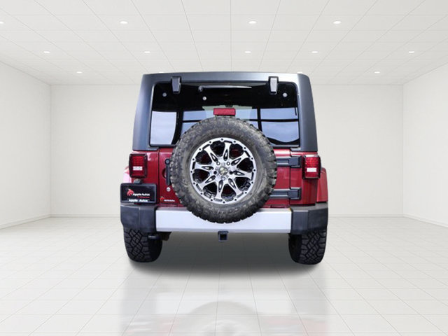 Used 2011 Jeep Wrangler Unlimited Sahara AWD/4WD image 5