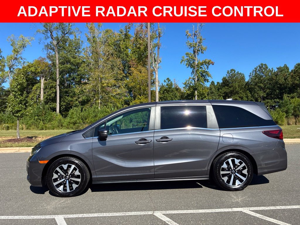 Used 2025 Honda Odyssey EX-L image 4