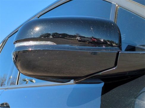 Used 2024 Honda Ridgeline Black Edition image 12