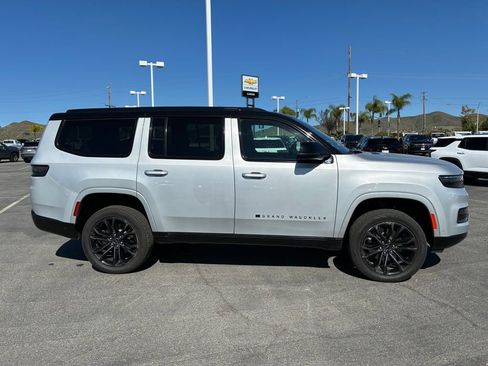 Used 2024 Jeep Grand Wagoneer Series II w/ Quick Order Packagew 28T image 5