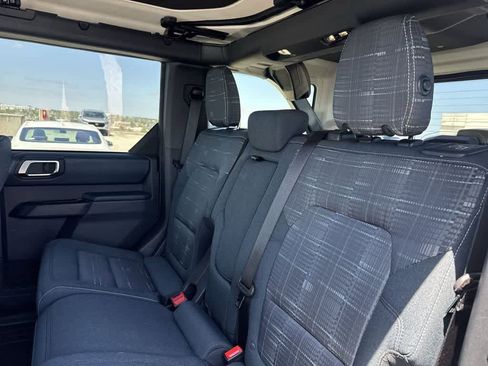 Used 2025 Ford Bronco Heritage Edition AWD/4WD image 21