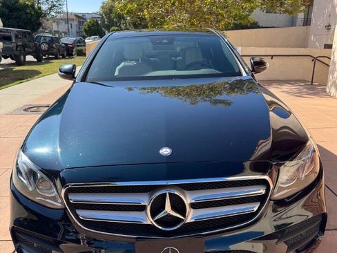 Used 2017 Mercedes-Benz E 300 image 3