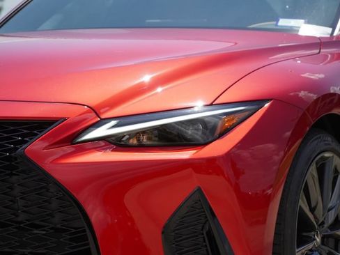 Used 2025 Lexus IS 350 F Sport RWD image 4