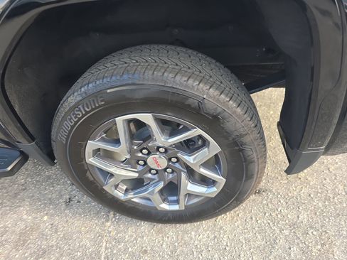 Used 2026 GMC Sierra 1500 SLT w/ SLT Premium Plus Package AWD/4WD image 36