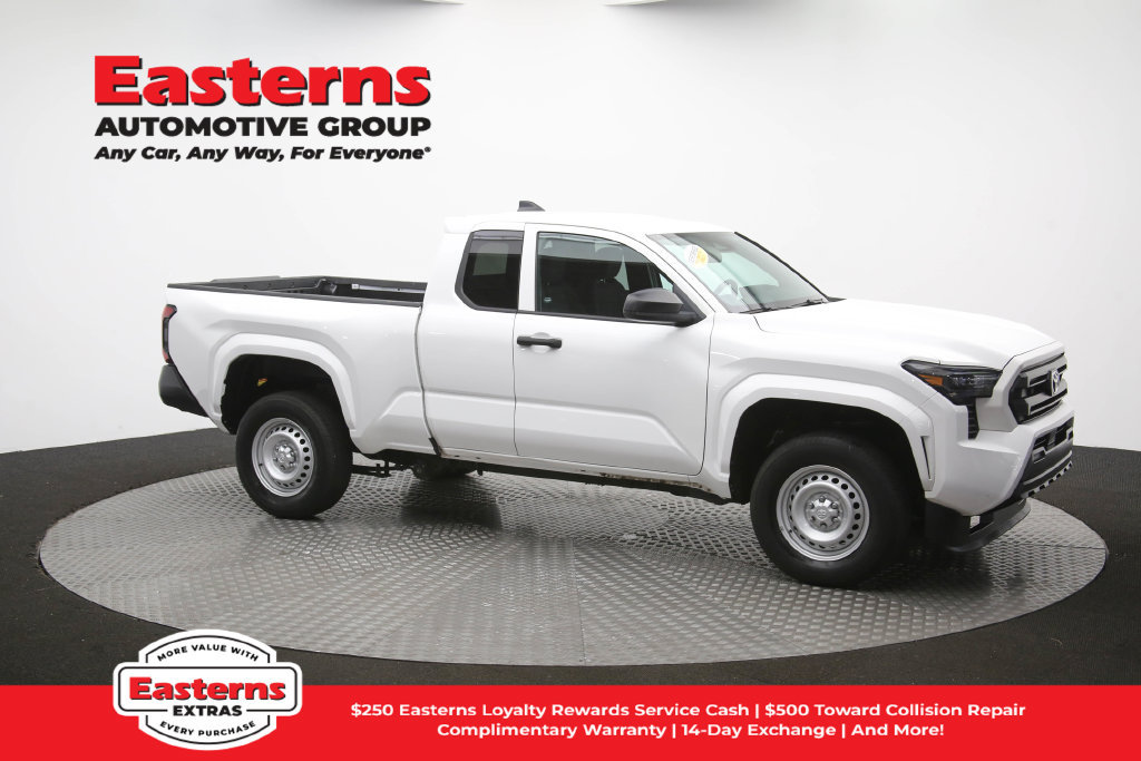 Used 2024 Toyota Tacoma SR RWD image 43