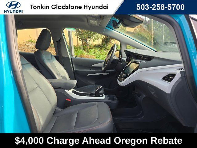 Used 2020 Chevrolet Bolt Premier w/ Infotainment Package FWD image 10