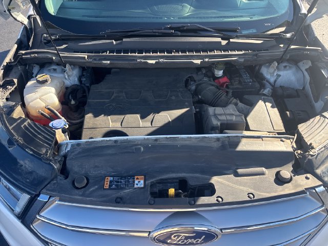 Used 2018 Ford Edge Titanium w/ Equipment Group 301A AWD/4WD image 24