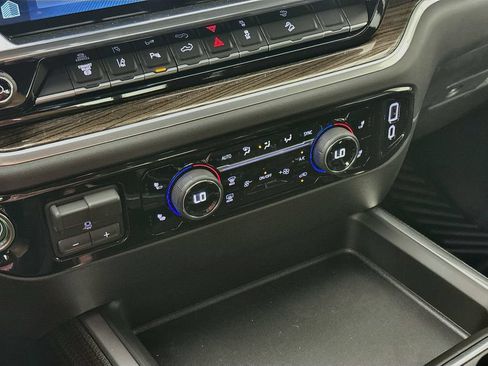 New 2026 Chevrolet Silverado 2500 LT w/ Trail Boss Package AWD/4WD image 17
