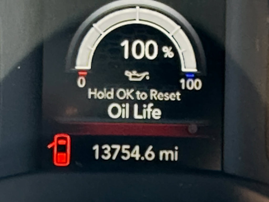 Used 2024 RAM 2500 Tradesman w/ Chrome Appearance Group AWD/4WD image 6