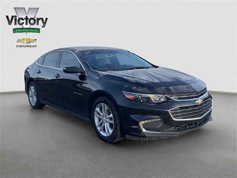 Used 2016 Chevrolet Malibu LT w/ Leather Package image 8