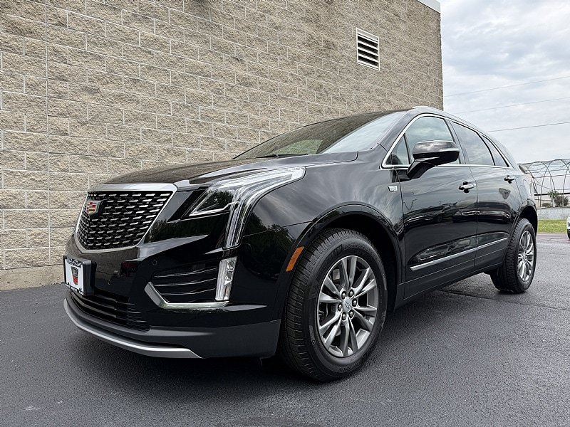 Used 2023 Cadillac XT5 Premium Luxury w/ LPO, Floor Liner Package AWD/4WD image 4