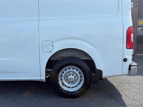Used 2015 Nissan NV 2500 S High Roof w/ Power Package RWD image 5