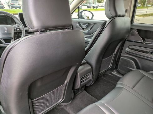 Certified 2025 Lincoln Corsair AWD w/ Equipment Group 101A image 27
