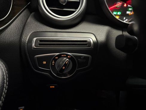 Used 2016 Mercedes-Benz C 300 4MATIC Sedan image 33