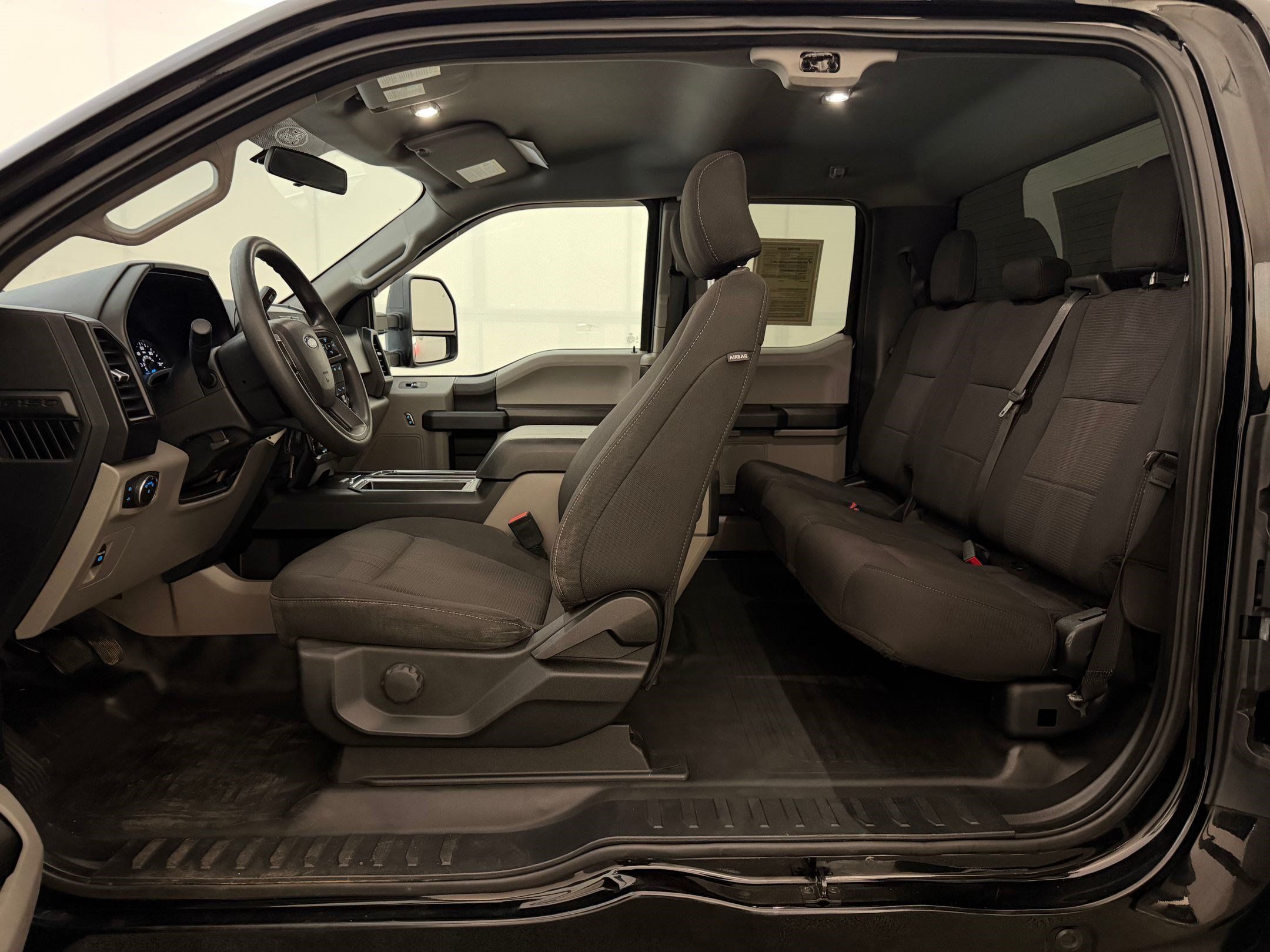 Used 2018 Ford F150 XL w/ Equipment Group 101A Mid AWD/4WD image 31