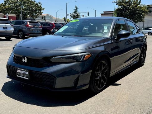 Used 2025 Honda Civic Sport image 8