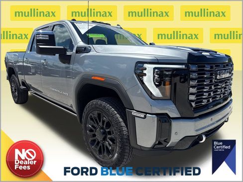 Used 2026 GMC Sierra 2500 Denali Ultimate AWD/4WD image 1