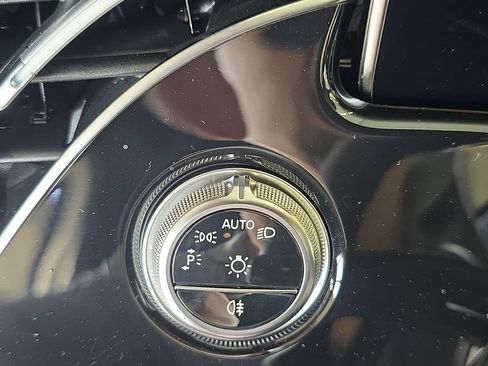 Certified 2026 Mercedes-Benz E 53 AMG e 4MATIC Sedan image 30