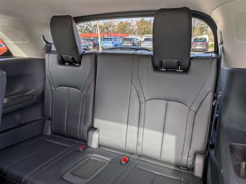 Used 2022 INFINITI QX60 Sensory w/ Cargo Package image 32