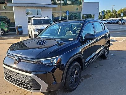 New 2025 Volkswagen Taos S