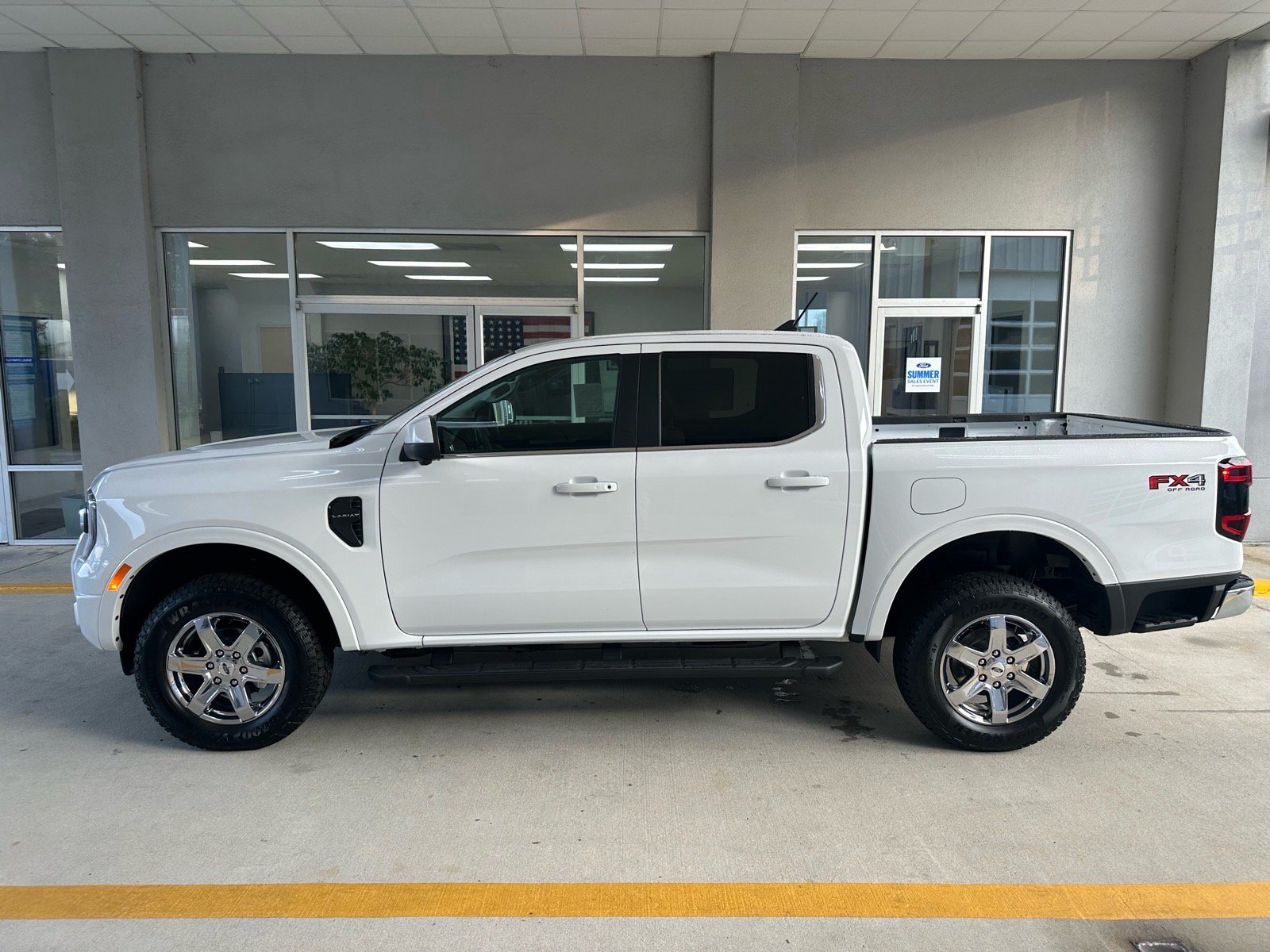 New 2026 Ford Ranger Lariat w/ FX4 Off-Road Package AWD/4WD image 4