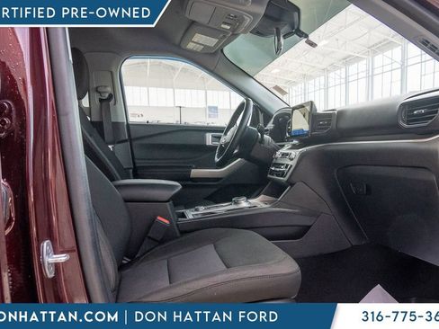 Certified 2022 Ford Explorer XLT w/ Class IV Trailer Tow Package AWD/4WD image 25