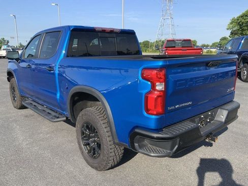 Used 2023 Chevrolet Silverado 1500 ZR2 w/ Technology Package image 10