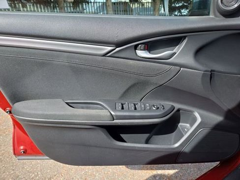Used 2020 Honda Civic EX image 17