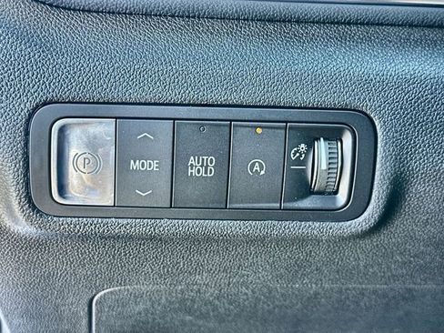 New 2026 GMC Terrain Elevation FWD image 18