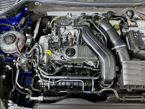 Used 2024 Volkswagen Taos S image 31