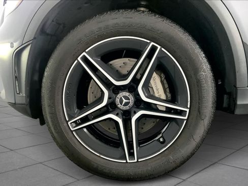 Certified 2022 Mercedes-Benz GLC 300 4MATIC image 11