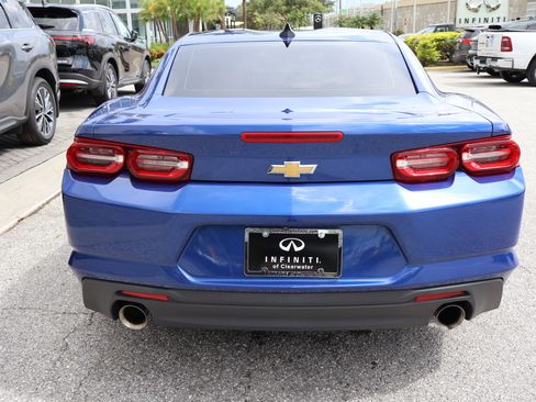 Used 2023 Chevrolet Camaro LT RWD image 7