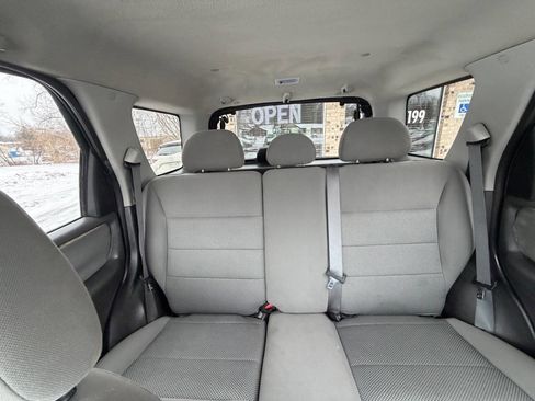 Used 2005 Ford Escape XLT image 20