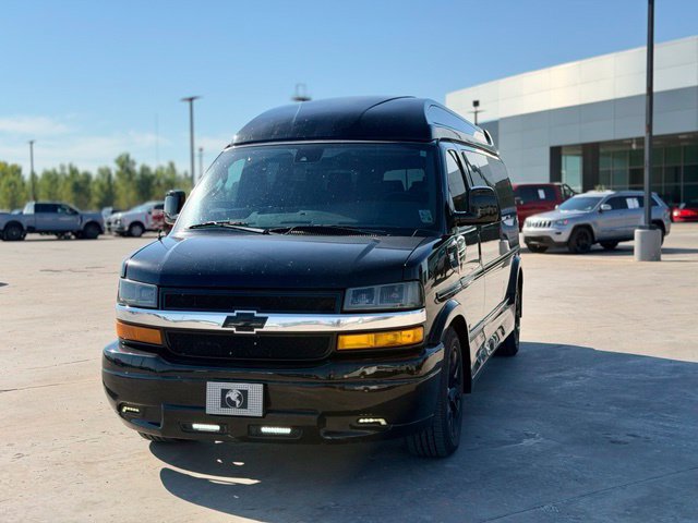 Used 2024 Chevrolet Express 2500 Extended w/ Driver Convenience Package RWD image 2
