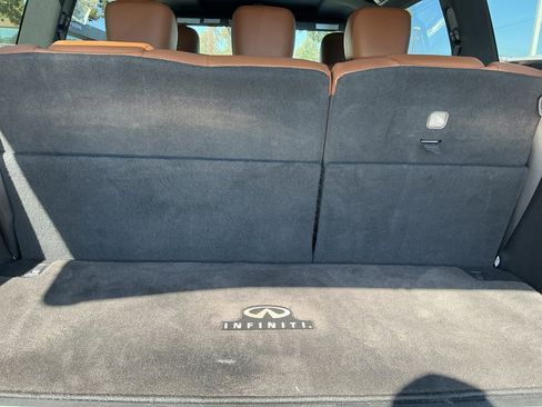Certified 2024 INFINITI QX80 Sensory image 30