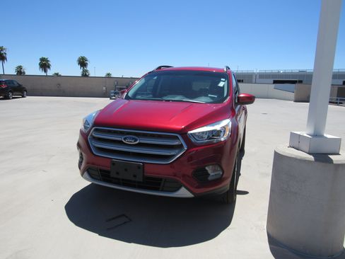 Used 2019 Ford Escape SEL AWD/4WD image 1