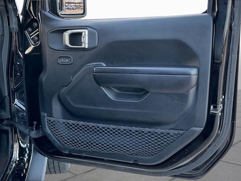 Used 2020 Jeep Wrangler Unlimited Sport AWD/4WD image 21