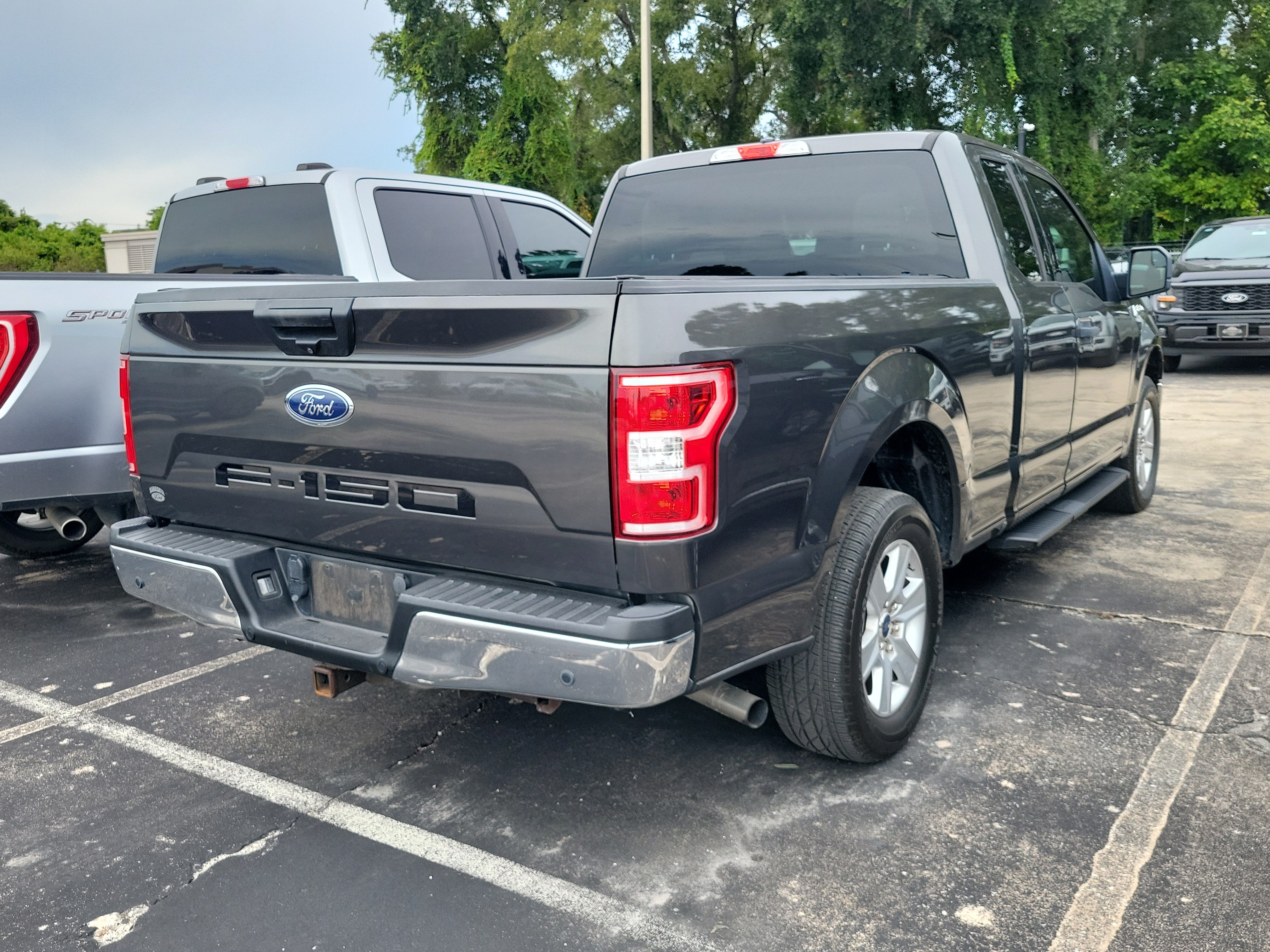 Used 2019 Ford F150 XLT RWD image 5