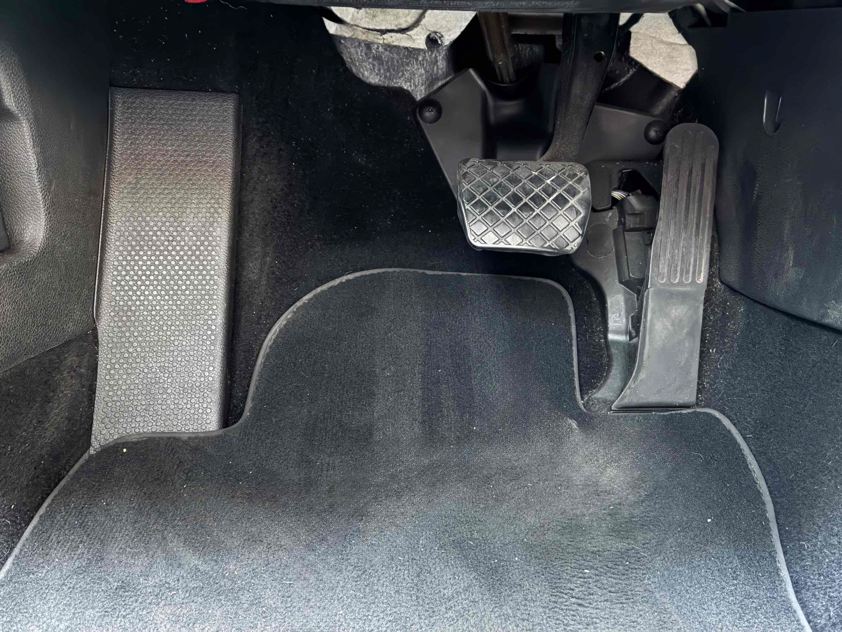 Used 2014 Volkswagen Jetta TDI FWD image 31