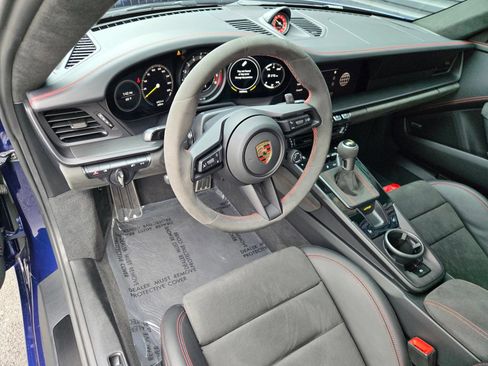 Used 2024 Porsche 911 GT3 RWD image 4