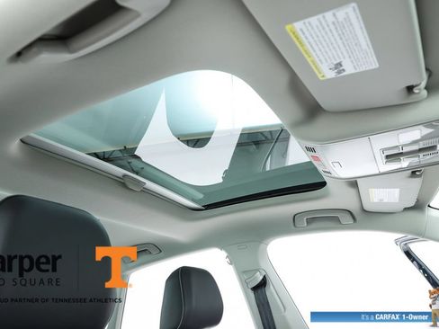 Used 2025 Volkswagen Jetta SE w/ Sunroof Package FWD image 35