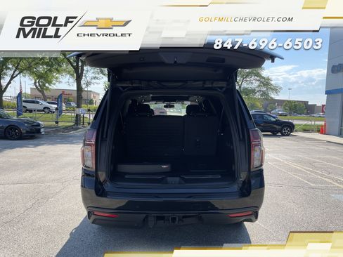 Used 2024 Chevrolet Suburban RST w/ Luxury Package AWD/4WD image 10