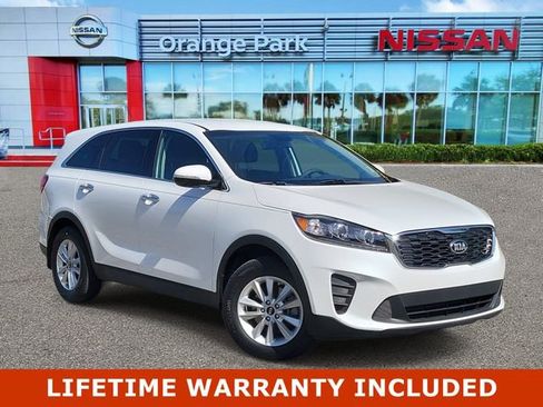 Used 2019 Kia Sorento LX image 1