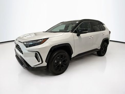 Certified 2023 Toyota RAV4 XSE AWD/4WD image 3
