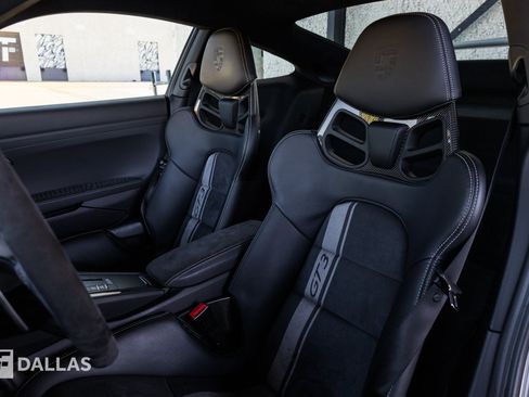Used 2018 Porsche 911 GT3 RWD image 25