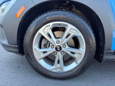 Used 2022 Hyundai Kona SEL AWD/4WD image 25