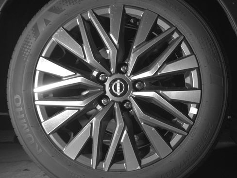 Used 2025 Nissan Altima 2.5 SV FWD image 15