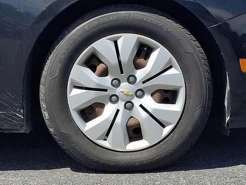 Used 2016 Chevrolet Cruze LS FWD image 7